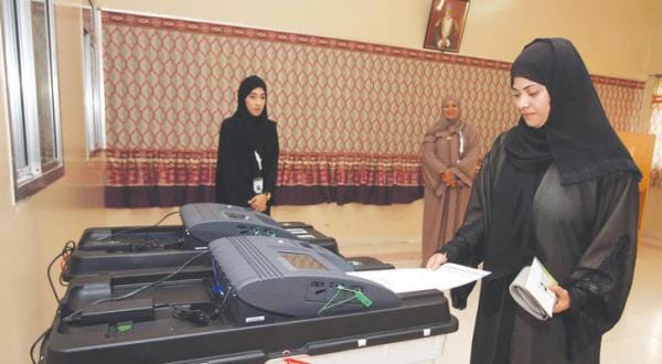 خواتین عمان کے بلدیاتی انتخابات میں پیش پیش
