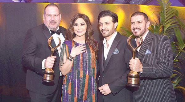 ماجد المہندس 2016  کے ایک بہترین عرب فنکار کی حیثیت سے ہوسٹنگ فیسٹیول  ایوارڈ سے سرفراز