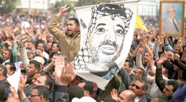 فتح کی طرف سے لبنانی اور فلسطینی حمایت کے سایہ میں "عین الحلوہ” علاقہ میں جنگ