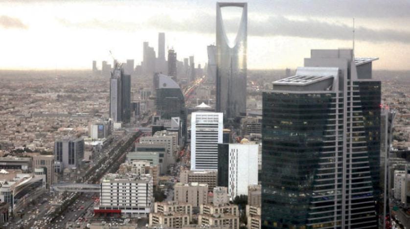 مالیاتی فنڈ کا ویژن 2030 کے دائرہ میں سعودی عرب کے اصلاحی اقدامات کی تعریف