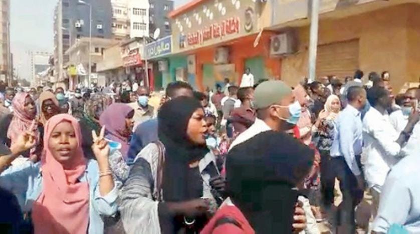 خرطوم کے مظاہرات میں ایک ڈاکٹر اور بچہ کی موت