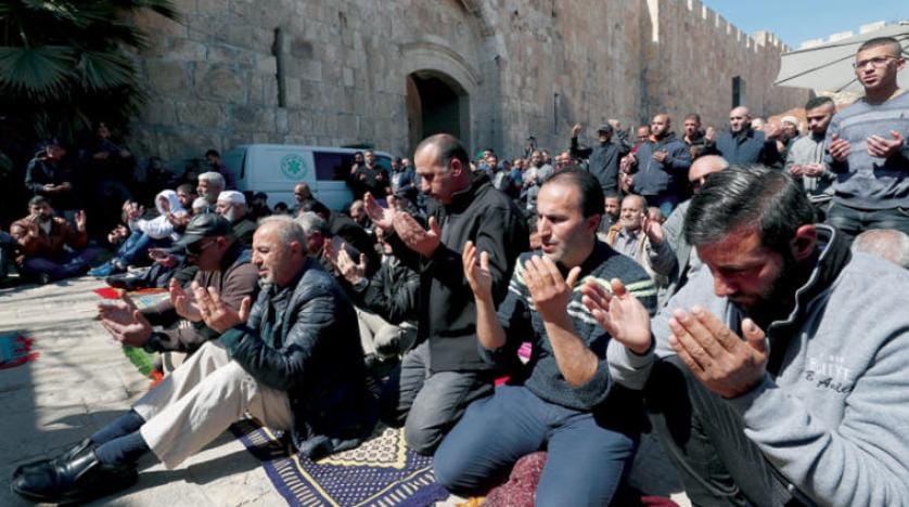 مسجد اقصی کے اندر جمعہ کی نماز میں چالیس ہزار لوگ