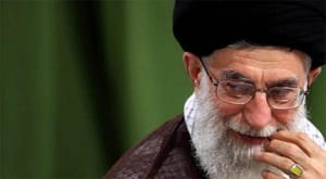 خامنئی نے اپنی ہدایات میں حکومت اور پارلیمنٹ نیز عدلیہ کو سن 2017ء کے انتخابات میں پارٹی بندی کی روک تھام کرنے کے حوالے سے احکام جاری کئے