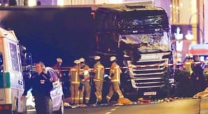 برلن کے ٹرک حادثہ میں نو ہلاک
