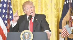 ٹرمپ کا خفیہ ایجنسی کے خلاف عدالتی کاروائی کا اشارہ