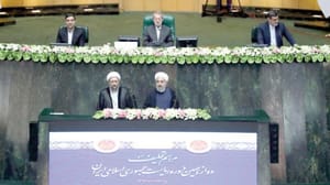 خواتین اور نسلی نمئندگان کی عدم موجودگی کے ساتھ روحانی کی حکومت کی تشکیل