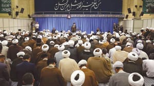 ٹرمپ ایران کے مضر کاروائیوں کے خلاف اسٹریٹجک اعلان کے لئے مستعد