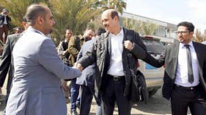 حوثی جنگ کی آپشن پر قائم