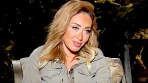 مصری خاتون اینکر "بچوں کےاغوا” کے الزام میں زیر حراست