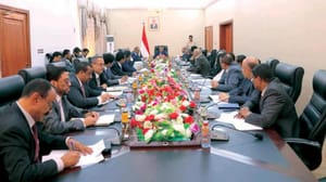 یمن حکومت عدن  میں "سیاسی سرگرمیوں” کے لئے کوشاں
