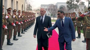 میٹس کا افغانستان کا غیر اعلانیہ دورہ "طالبان” عناصر کے ساتھ مصالحت کی تیاری کی تصدیق ہے
