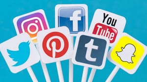 امریکہ کا اپنے زائرین کے کنکشن اکاؤنٹس کی تحقیق
