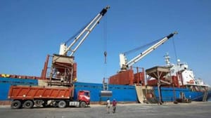 ایران اور حوثیوں کی طرف سے بین الاقوامی شپنگ کو خطرہ