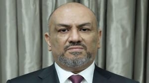 یمن سفارت خانوں کے عملہ کی تعداد میں کمی کرنے کے لئے تیار