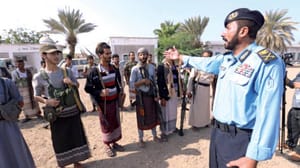 قانونی حکومت: حدیدہ کی بندرگاہ سے انخلاء ظاہری ہے