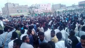 خرطوم میں آنسو گیس سے گھٹ کر ایک مظاہرہ کرنے والے کی وفات