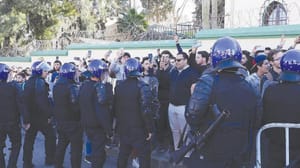 آخری بار تھوڑی مدت کے لئے بوتفلیقہ کی امیدواری
