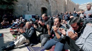 مسجد اقصی کے اندر جمعہ کی نماز میں چالیس ہزار لوگ