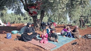 انتظامیہ کی فورسز کی طرف سے روس کے فضائی سایہ میں حماة سے ادلب کی طرف پیش قدمی