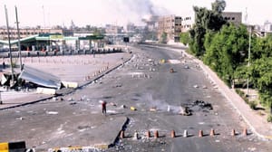 عراق میں ہورہے مظاہروں میں ہلاکتوں کی تعداد میں اضافہ ۔۔۔ سیستانی نے کیا حکومت کو انتباہ